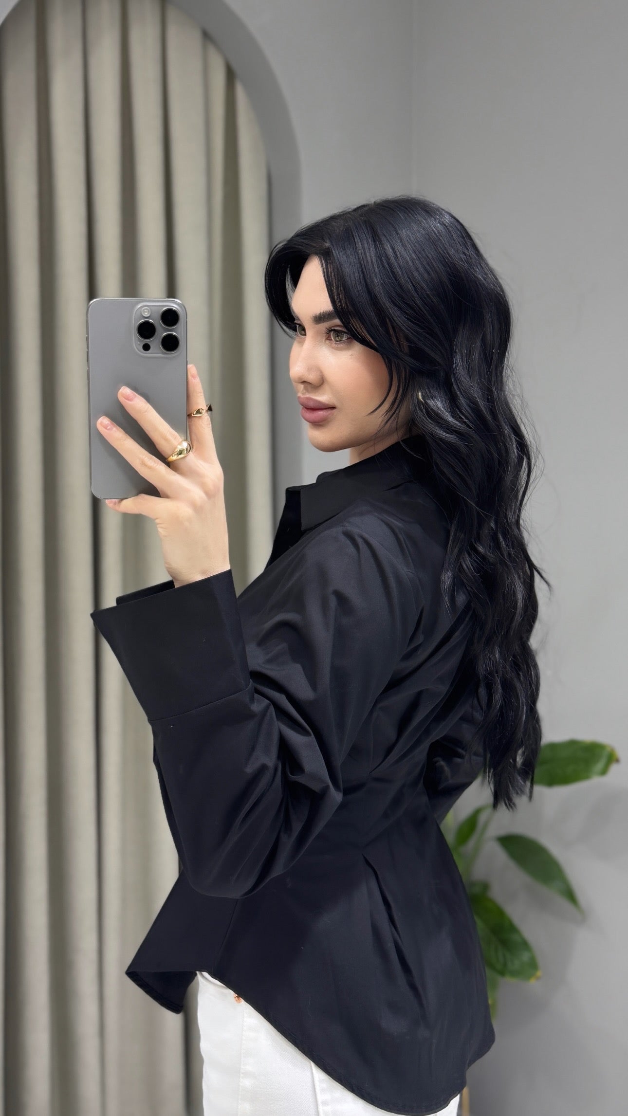 BELDEN OTURAN GÖMLEK