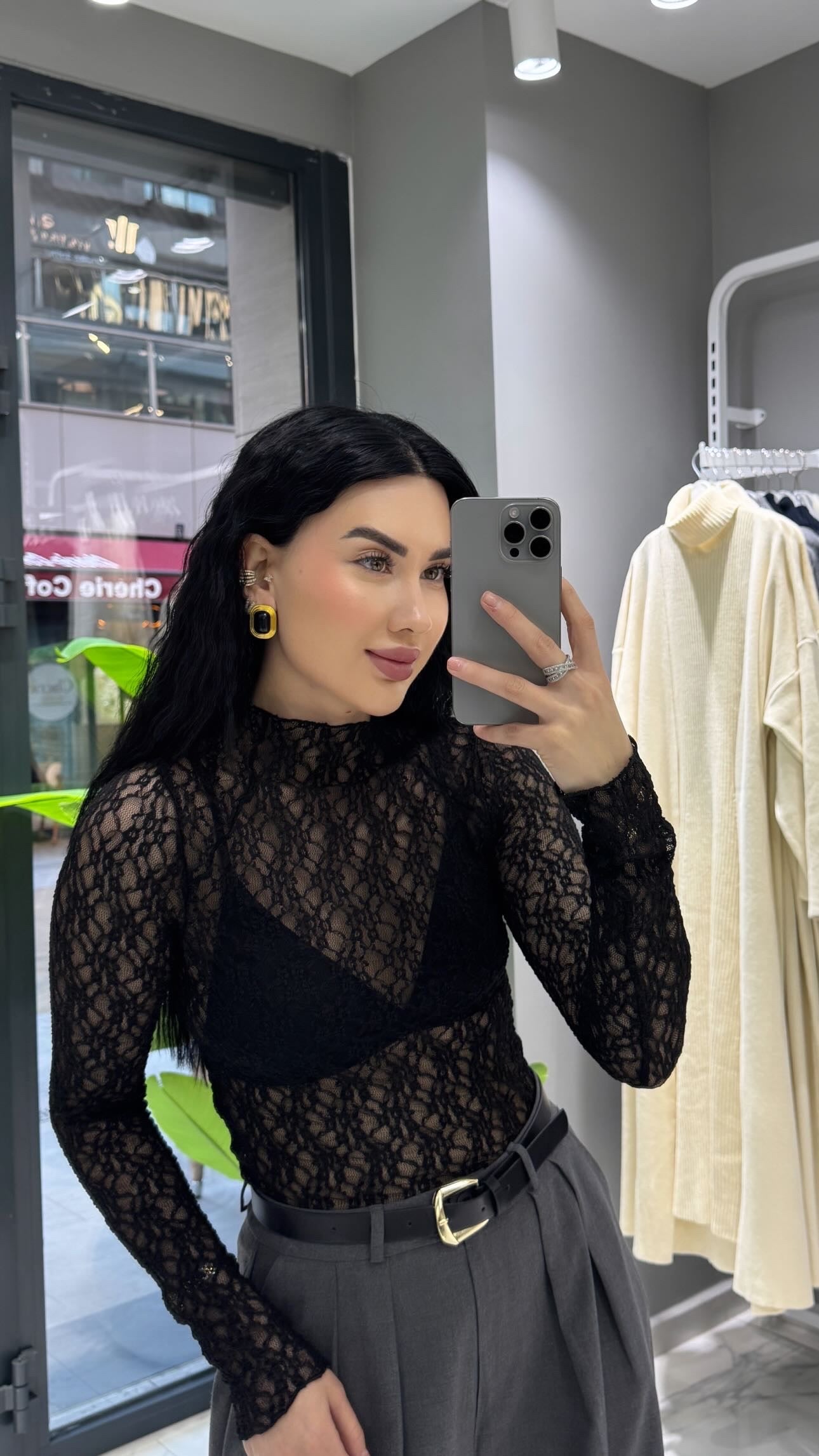 DANTELLİ TRANSPARAN BLUZ